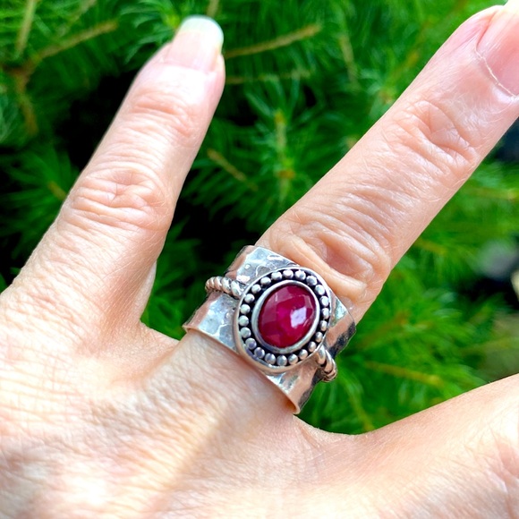 Genuine Red Ruby Wide Band Hammered Sterling Silver Ring. - Picture 3 of 7